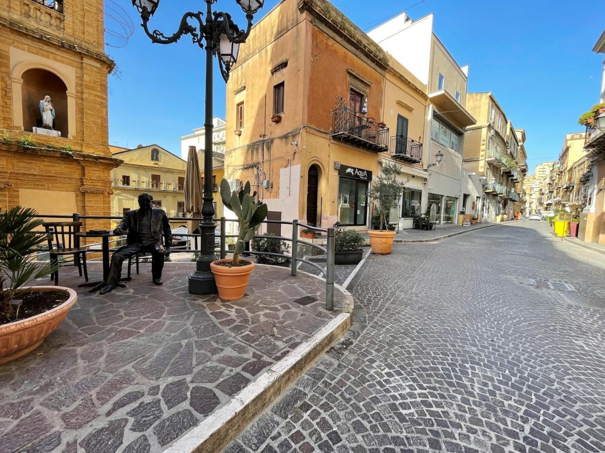 2 Apartments - Akragas Home 1 & 2 On Via Atenea City Center With View Agrigento Kültér fotó