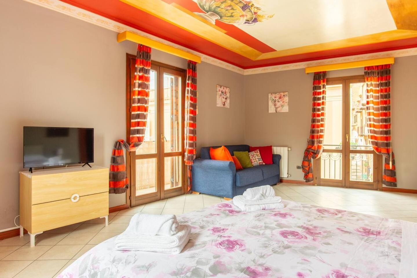 2 Apartments - Akragas Home 1 & 2 On Via Atenea City Center With View Agrigento Kültér fotó