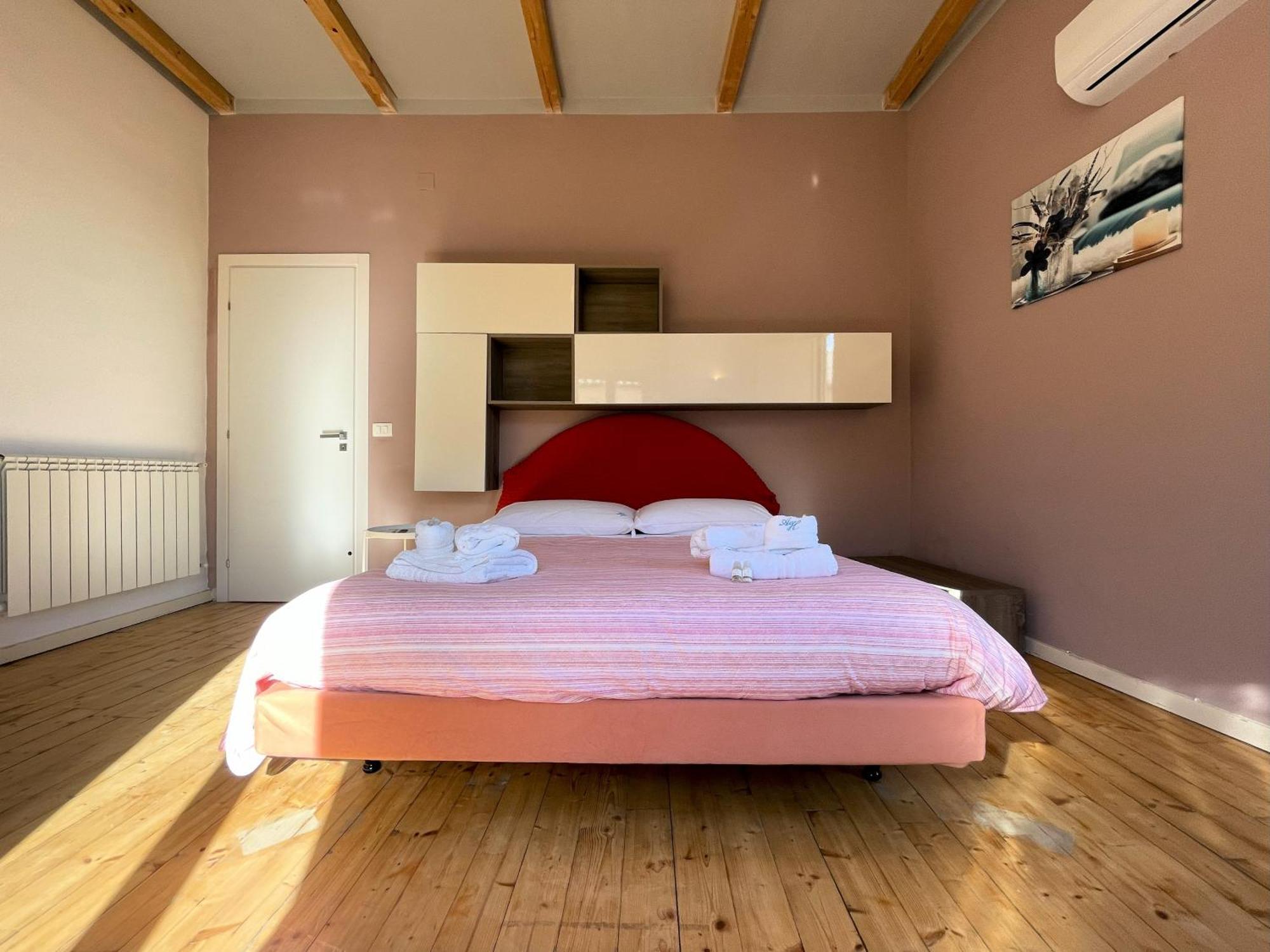 2 Apartments - Akragas Home 1 & 2 On Via Atenea City Center With View Agrigento Kültér fotó